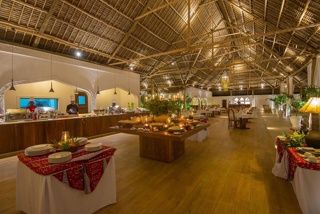 Konokono Beach Resort And Isaraya Luxury Overwater Villas Michamvi Exterior foto