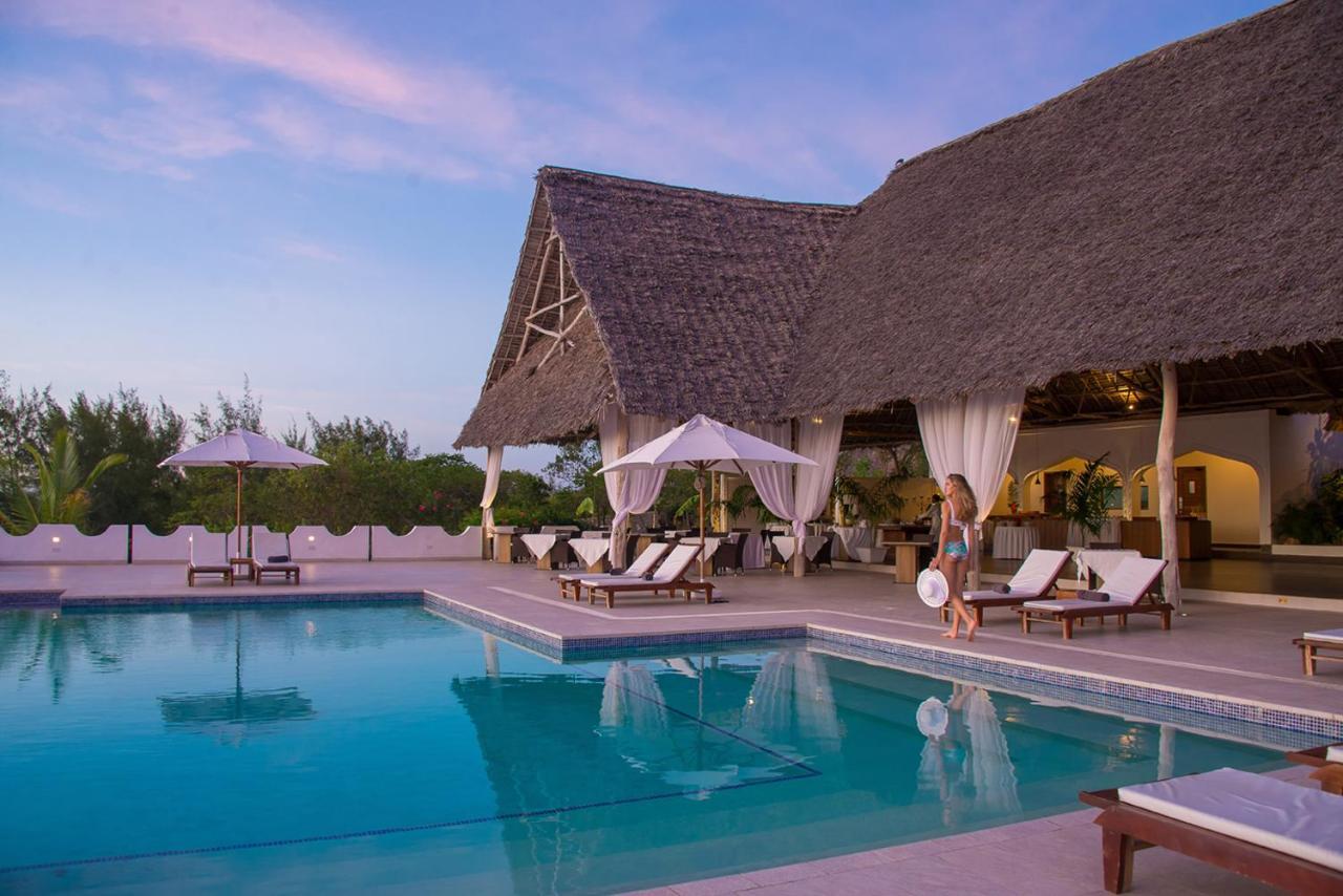 Konokono Beach Resort And Isaraya Luxury Overwater Villas Michamvi Exterior foto