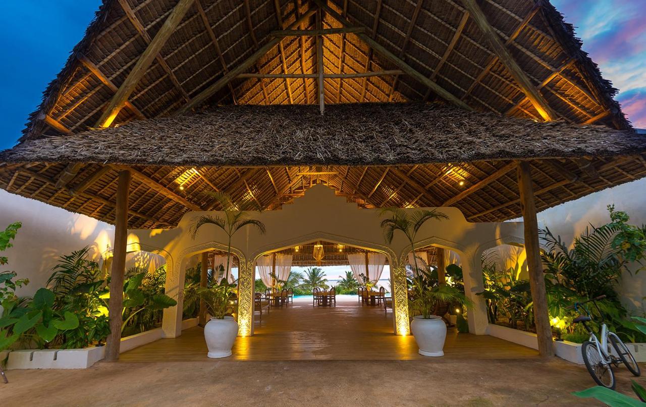 Konokono Beach Resort And Isaraya Luxury Overwater Villas Michamvi Exterior foto